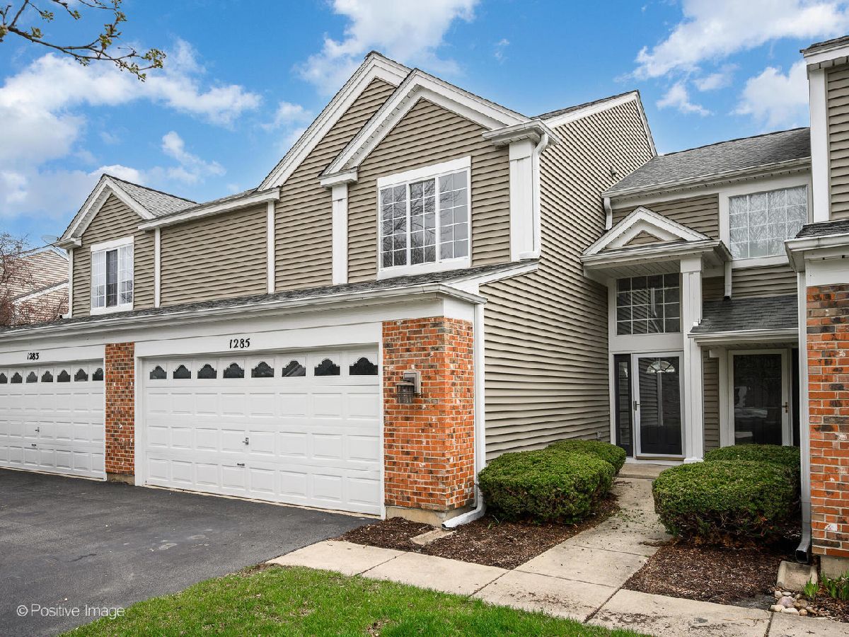  For Sale Bartlett Illinois, 1285 Summersweet Lane