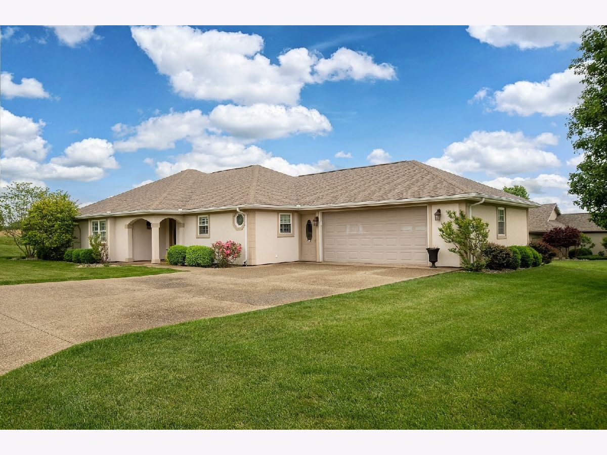  For Sale Marion Illinois, 2717 Carnoustie Drive