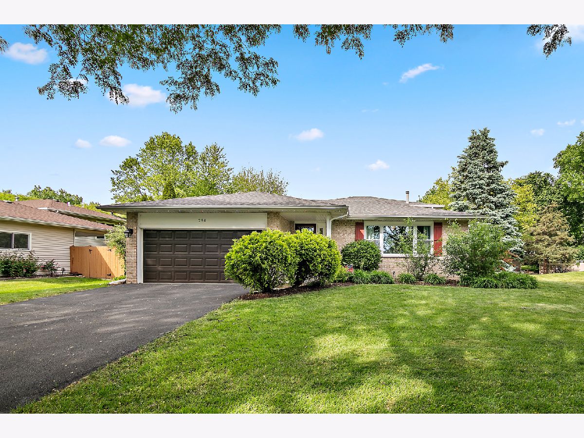  For Sale Bolingbrook Illinois, 284 Beaver Creek Drive