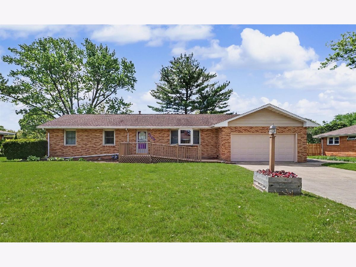  For Sale Urbana Illinois, 2409 John Drive