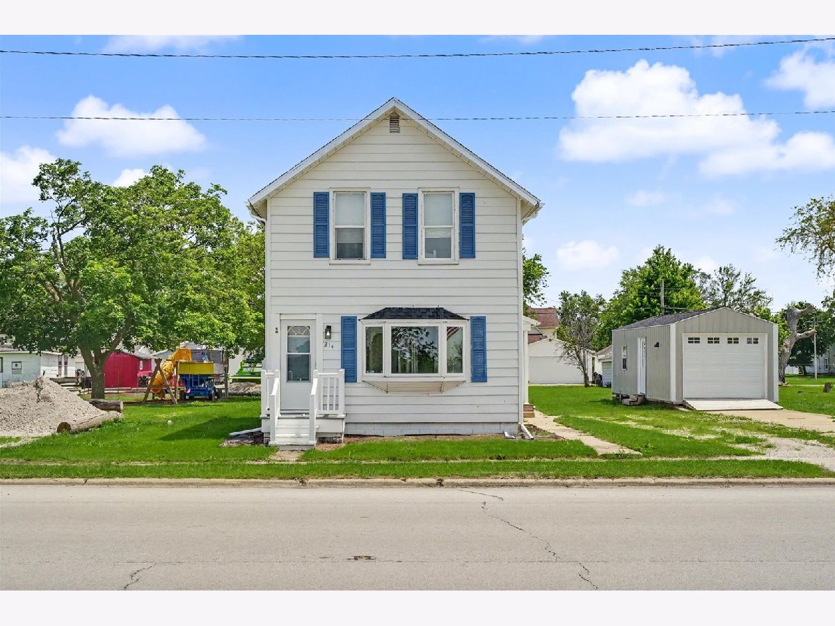  For Sale Buckley Illinois, 214 Railroad Avenue