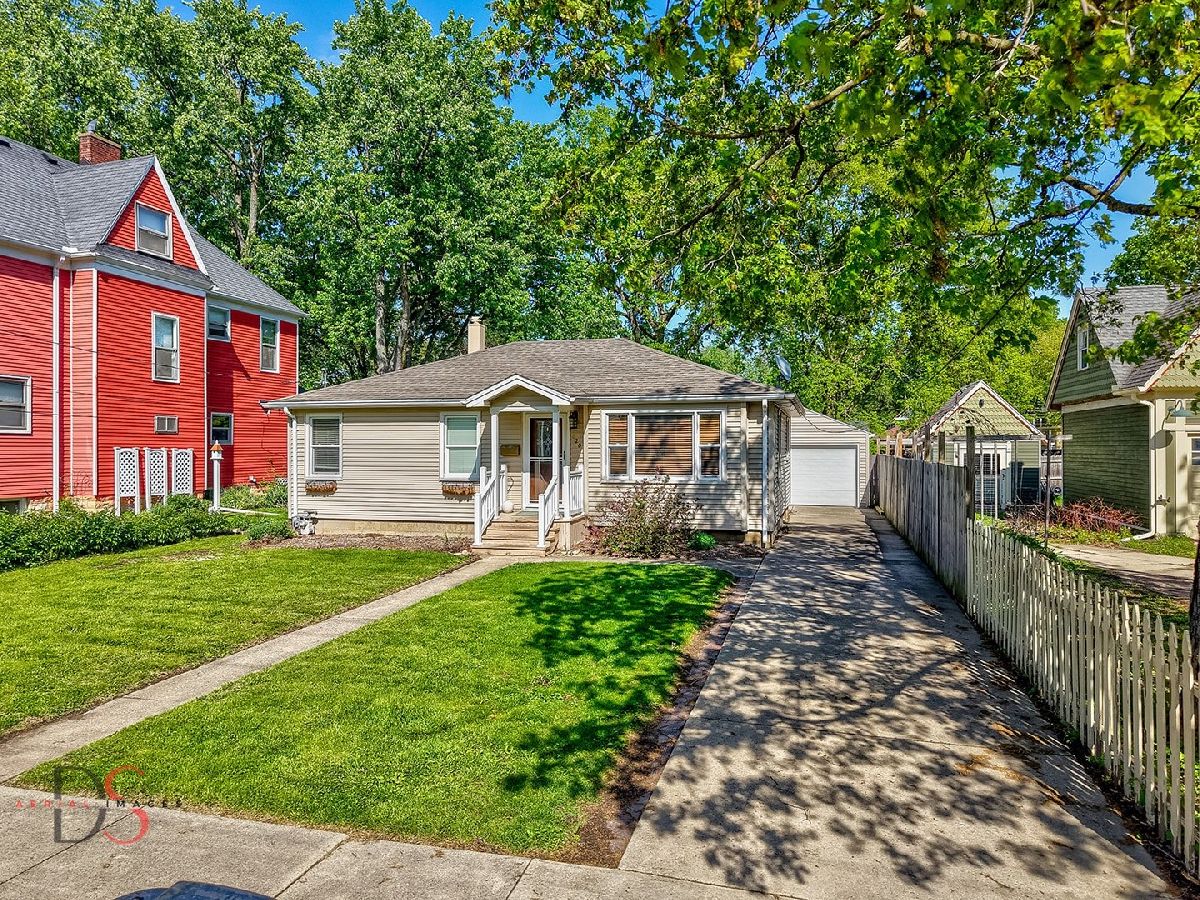  For Sale Ottawa Illinois, 620 York Street
