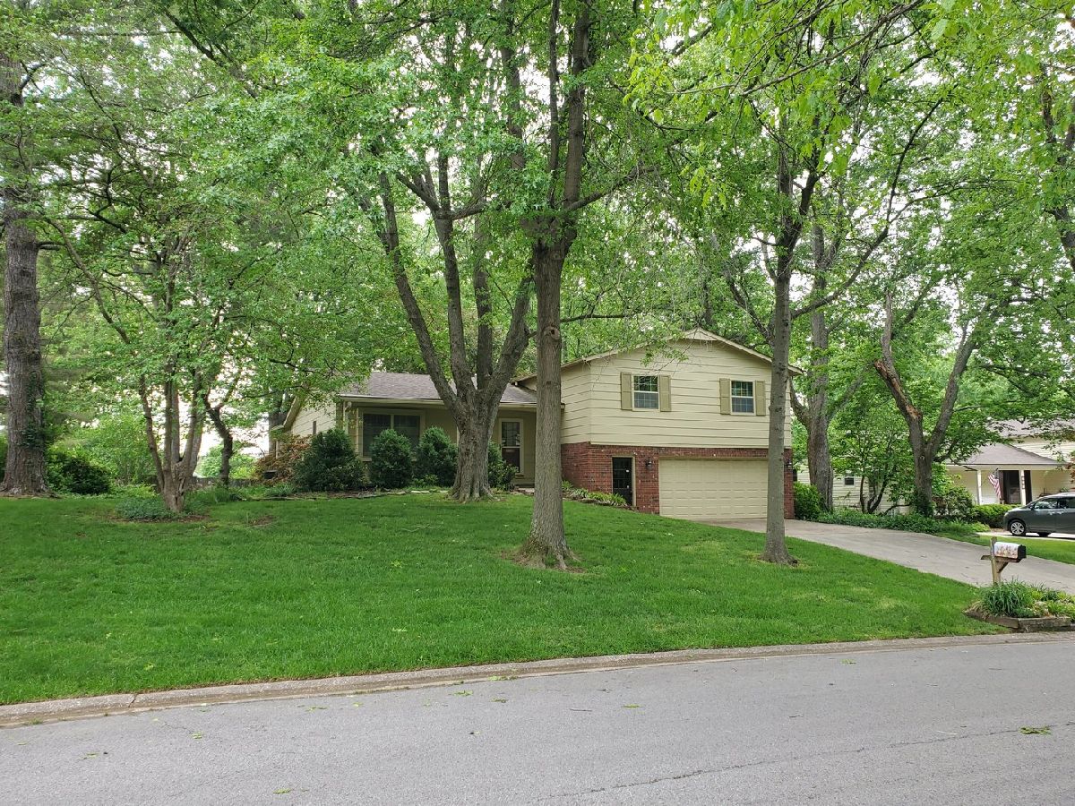  For Sale Carbondale Illinois, 103 Lark Lane
