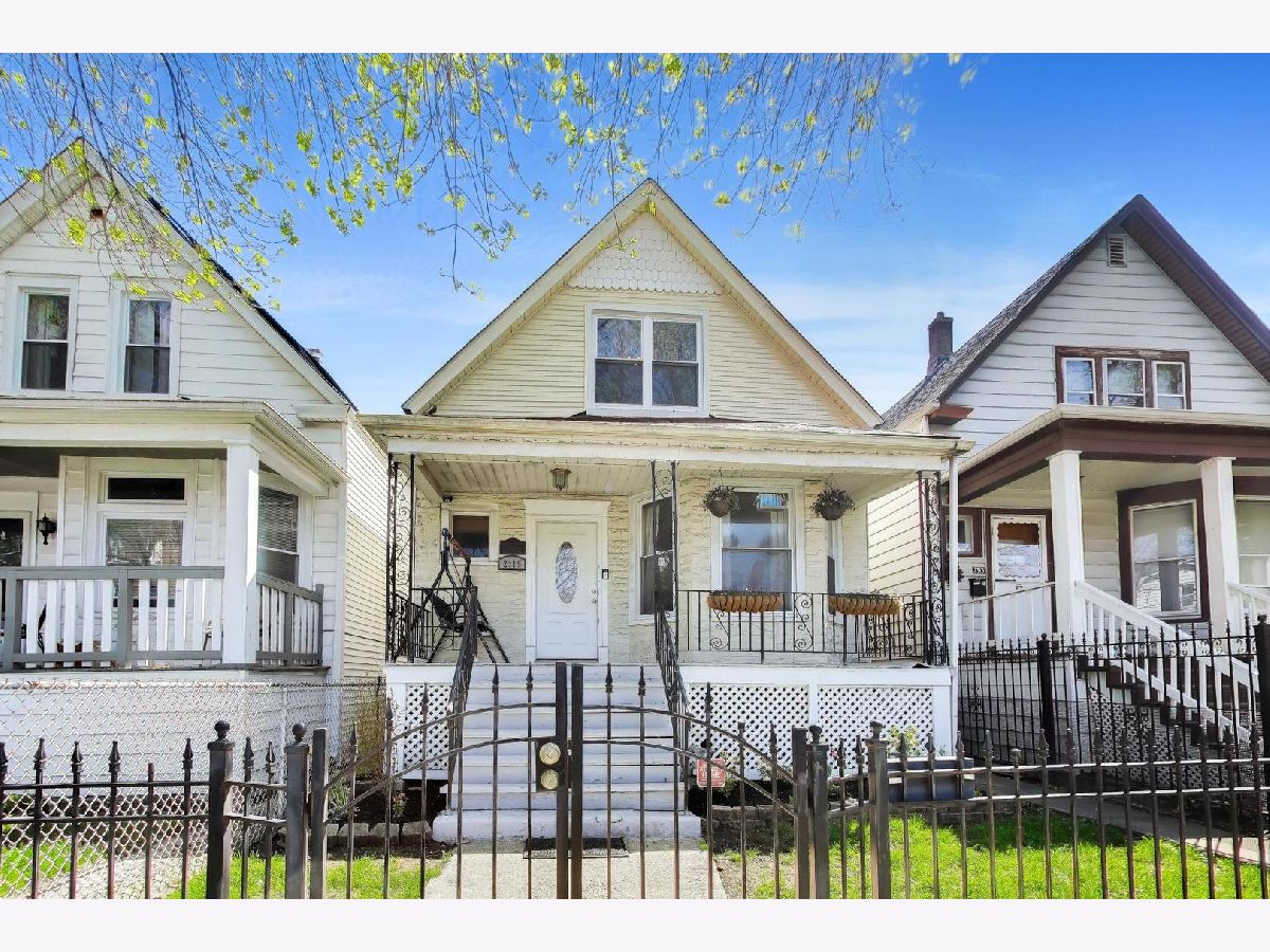  For Sale Chicago Illinois, 2315 Tripp Avenue