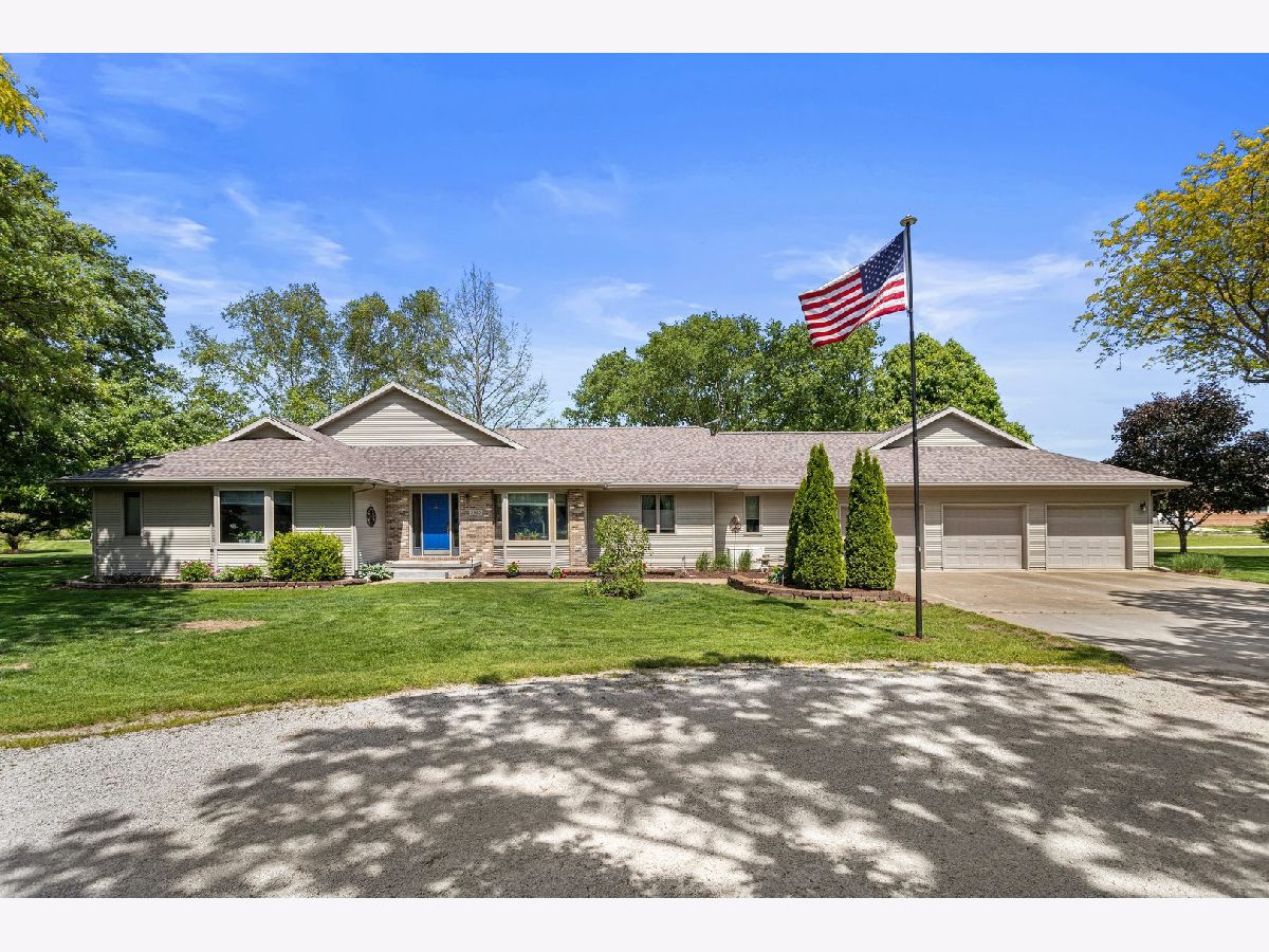  For Sale Dewey Illinois, 3260 Greenwood Drive