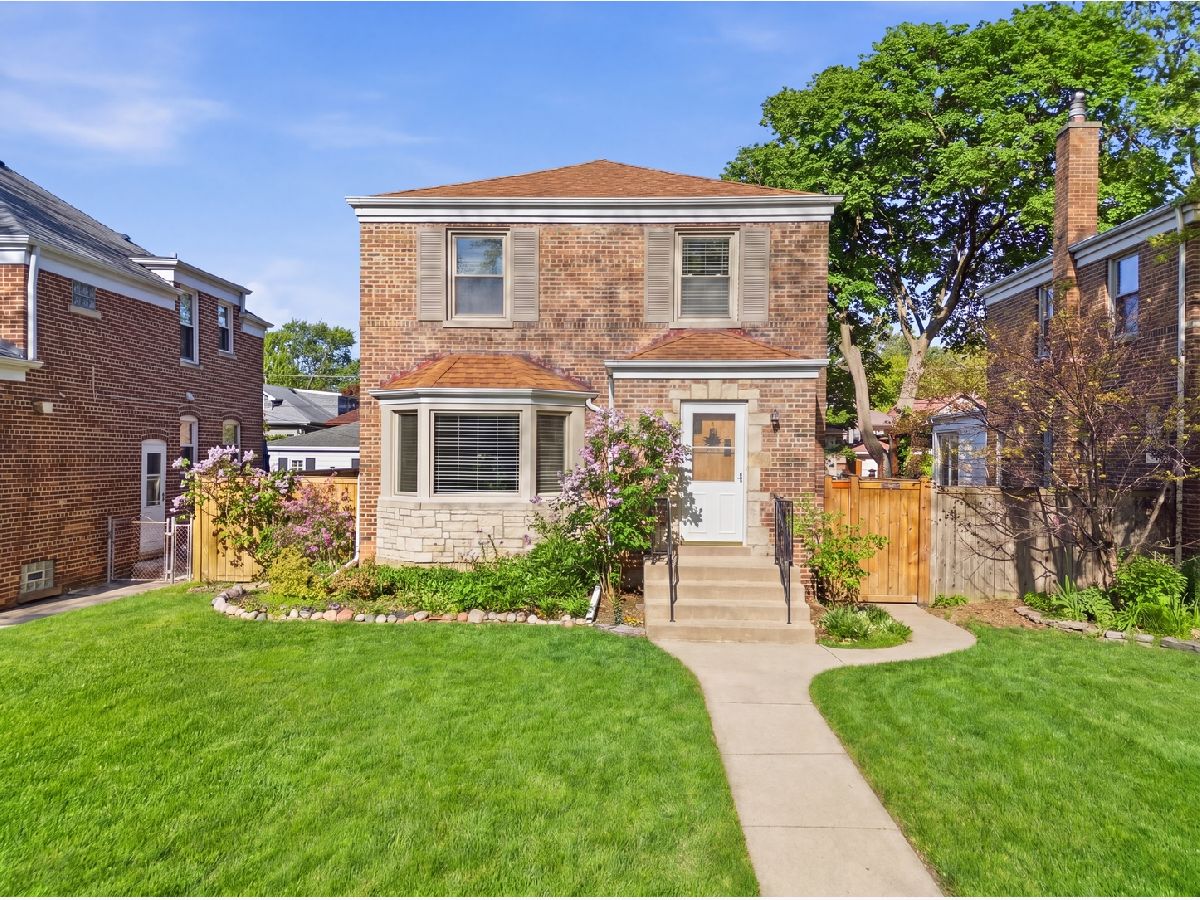  For Sale Chicago Illinois, 5430 Lamon Avenue