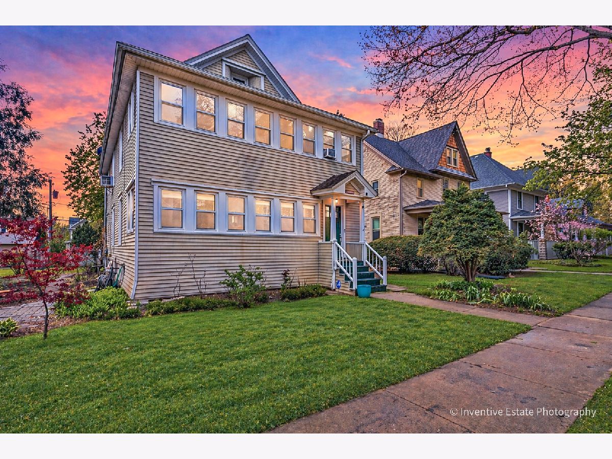  For Sale Naperville Illinois, 211 Wright Street