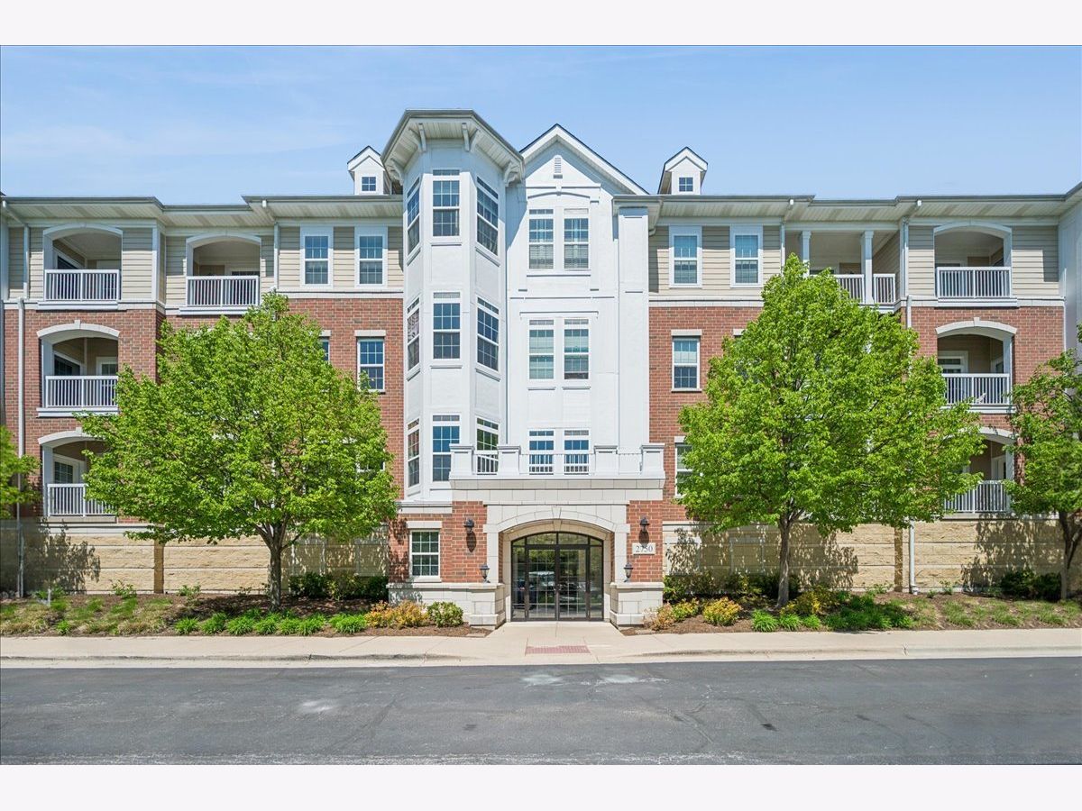  Sold Glenview Illinois, 2750 Commons