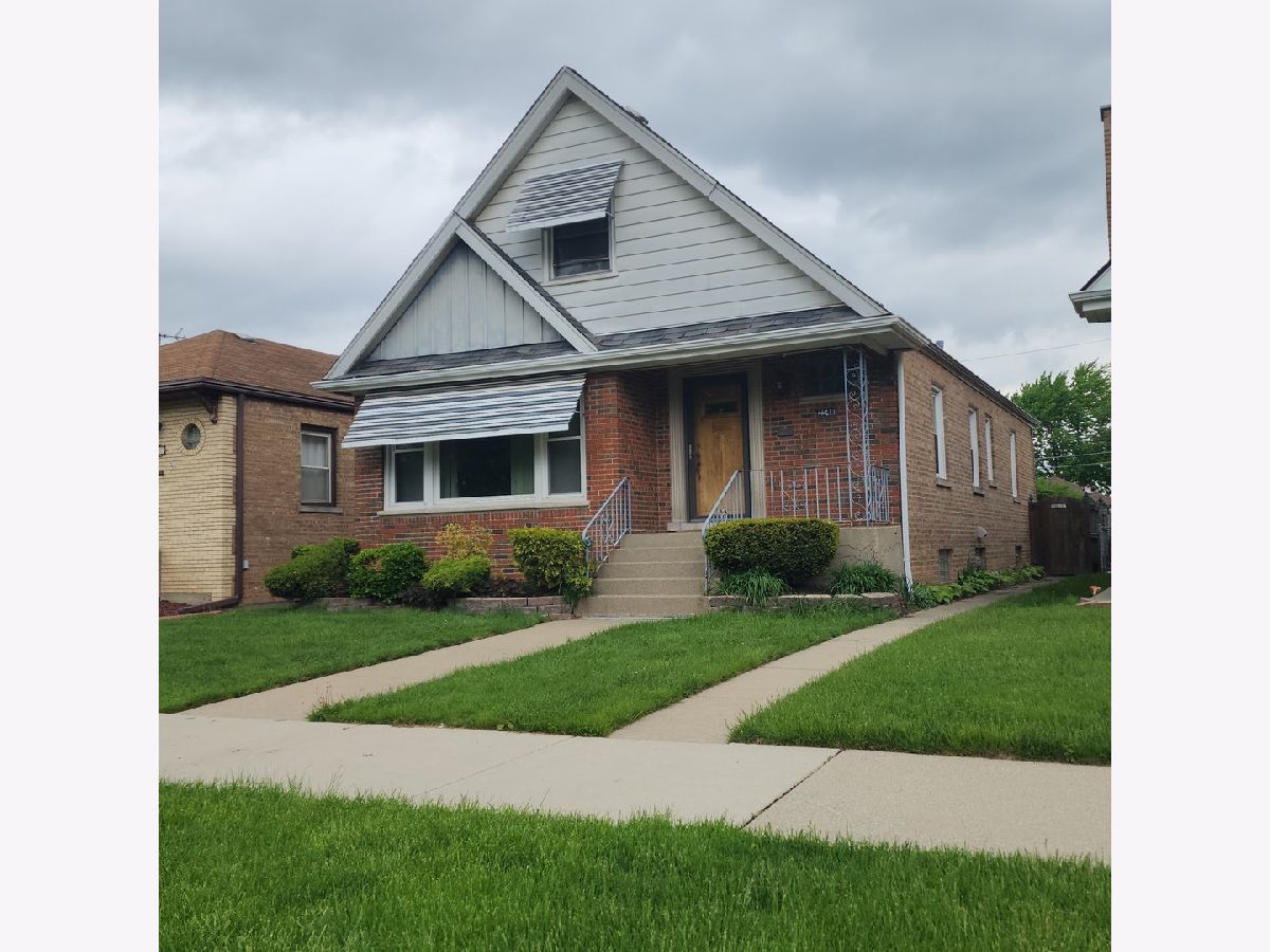  For Sale Chicago Illinois, 2548 118 Street
