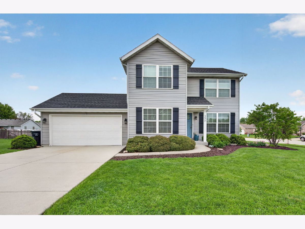  For Sale Minooka Illinois, 300 Arrowhead Drive