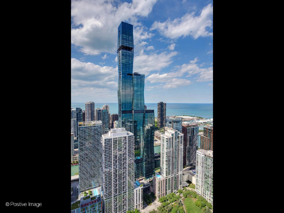  For Sale Chicago Illinois, 363 Wacker Drive