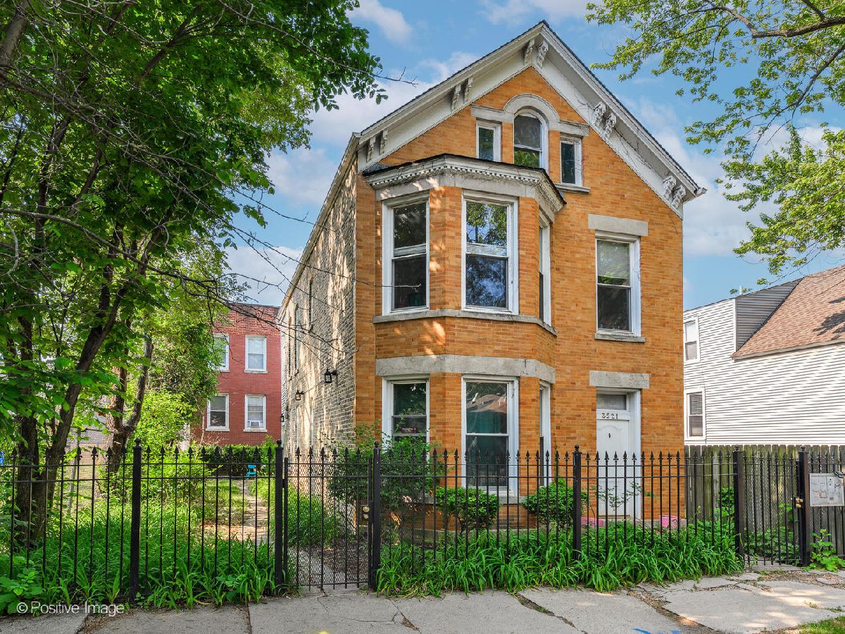  For Rent Chicago Illinois, 3521 Cortland