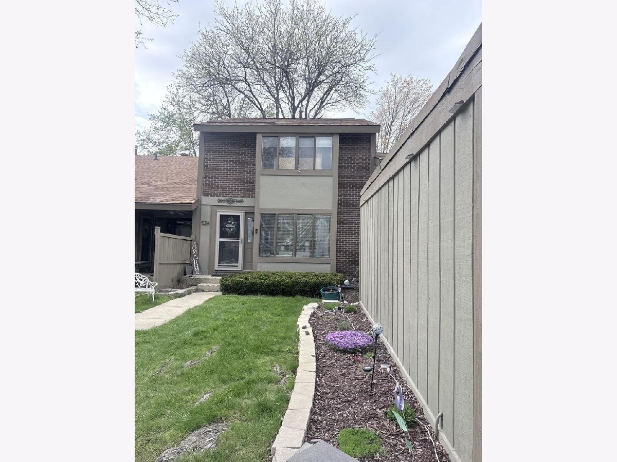  For Sale Roselle Illinois, 524 Yosemite Court