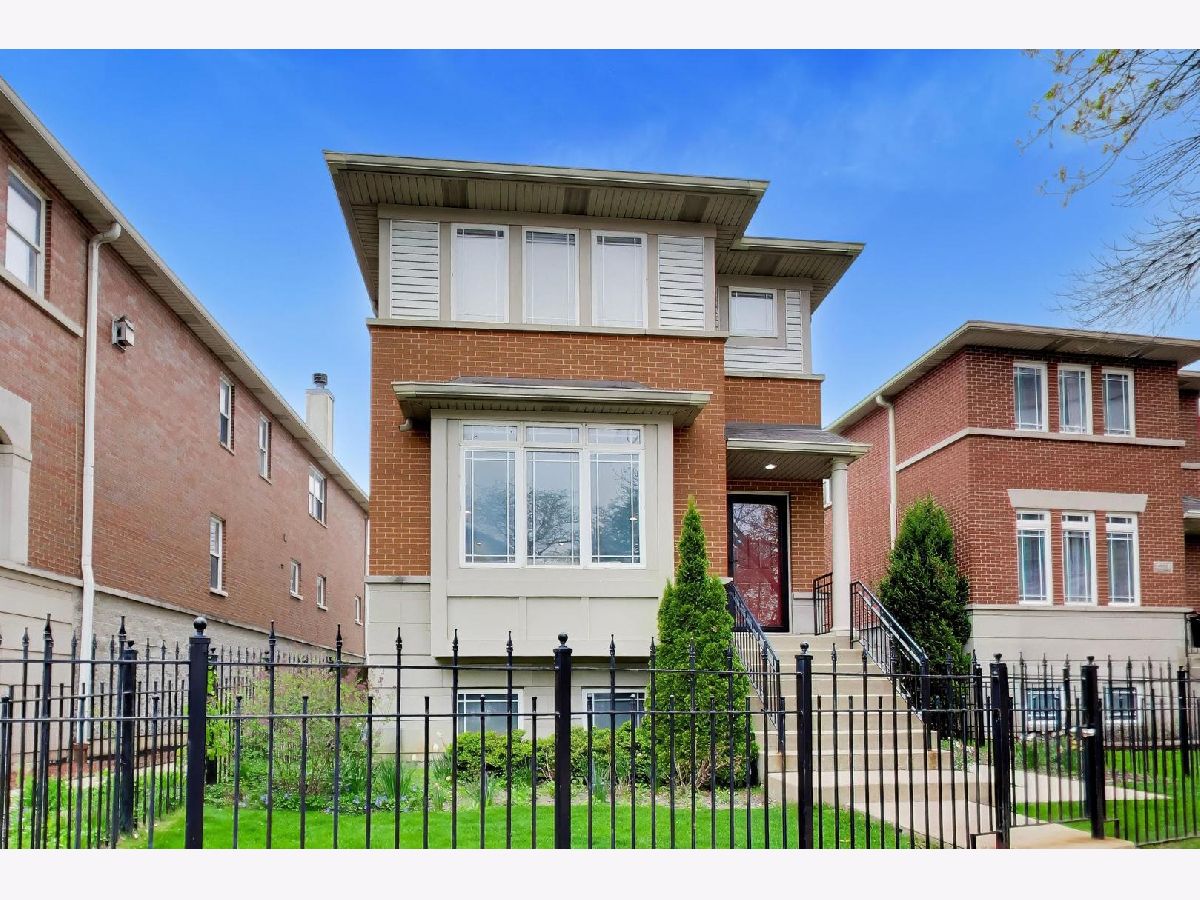  For Sale Chicago Illinois, 4856 Cornell Avenue