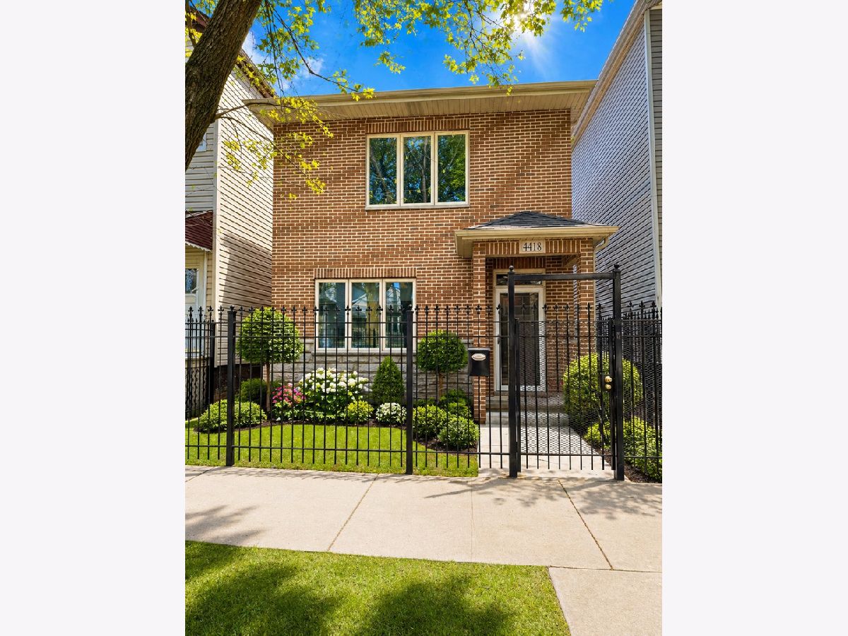  For Sale Chicago Illinois, 4418 Wallace Street