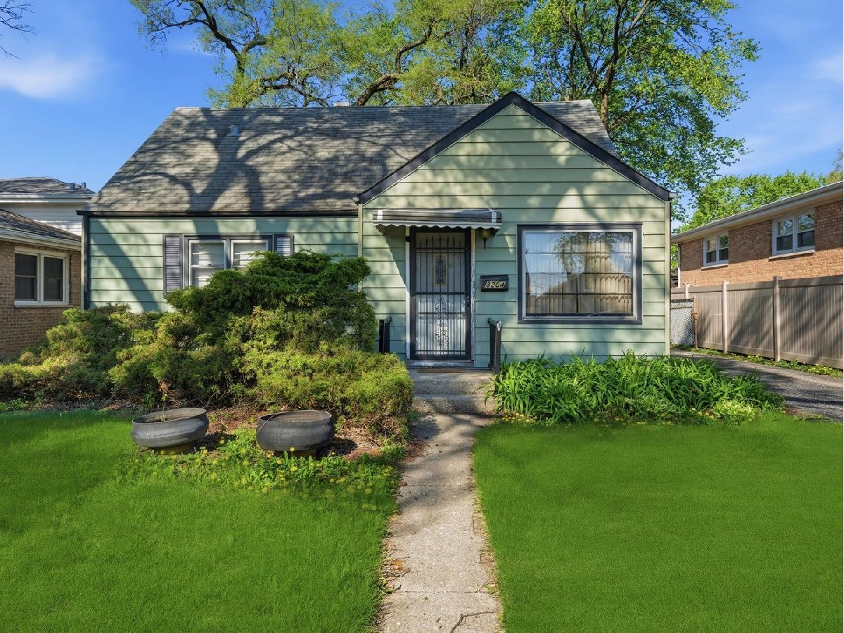  For Sale Burbank Illinois, 8204 Austin Avenue