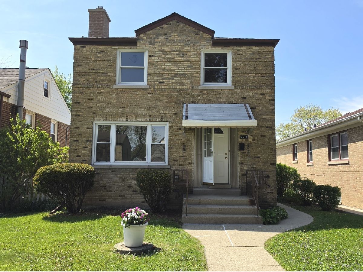  For Sale River Grove Illinois, 2614 Elm Street