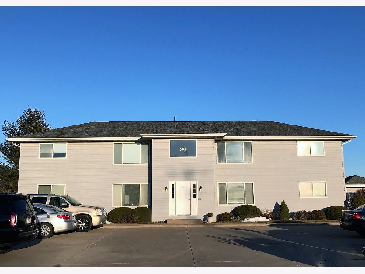  For Sale Morris Illinois, 2401 Ashland Circle