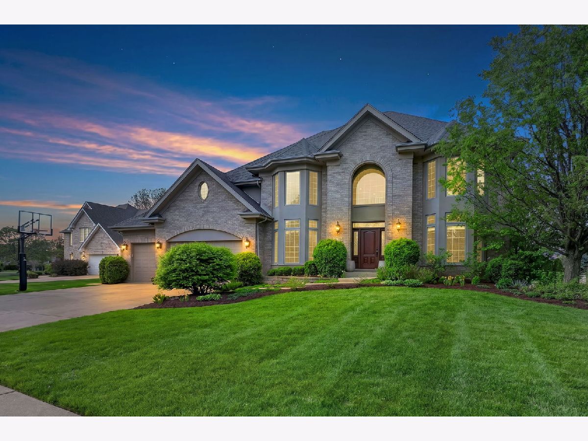  For Sale Darien Illinois, 1376 Chapman Drive