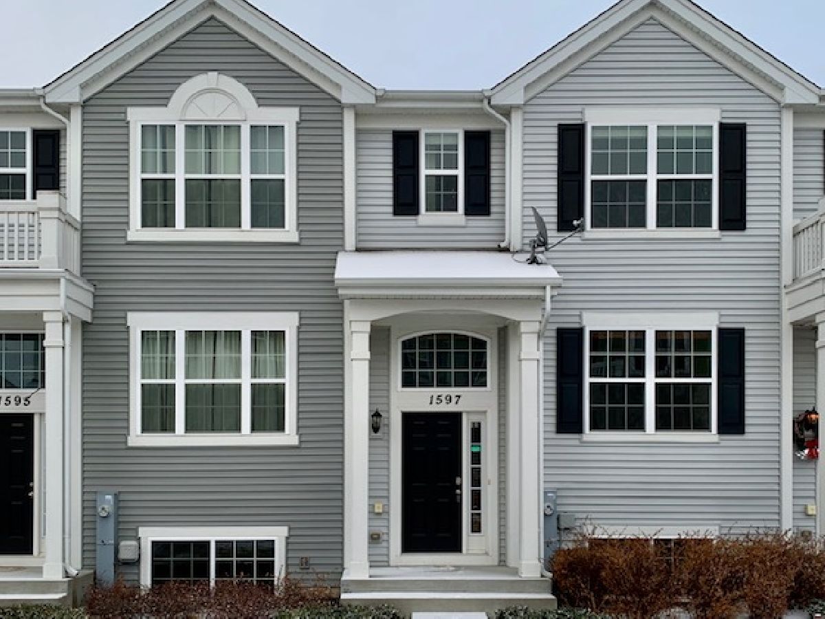  For Rent Pingree Grove Illinois, 1597 Windward