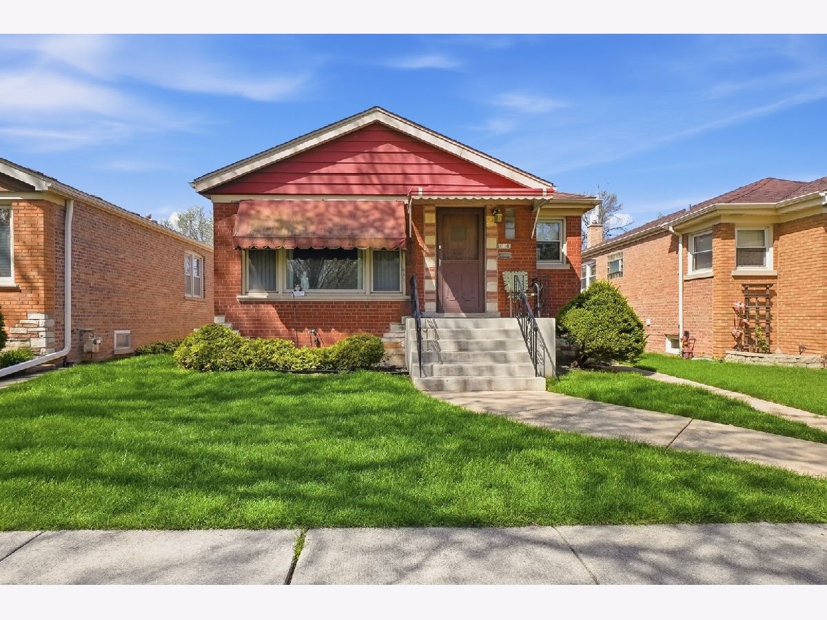  For Sale Chicago Illinois, 10140 Washtenaw Avenue