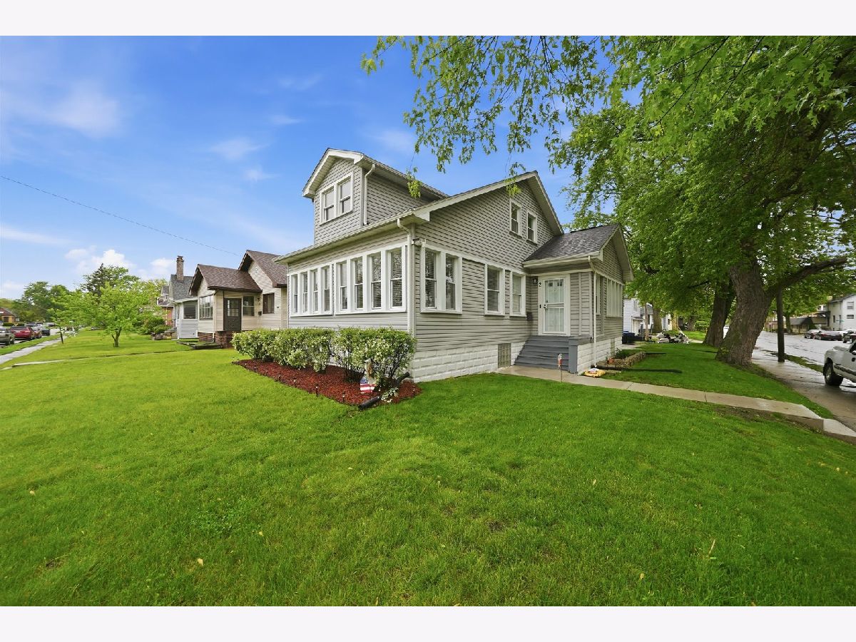  For Sale Calumet City Illinois, 2 Elizabeth Street