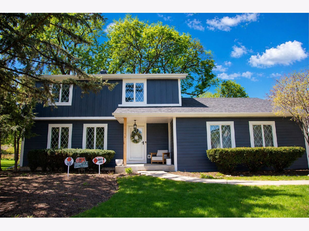 Homes For Rent Arrowhead Wheaton Illinois, 2S316 Arrowhead