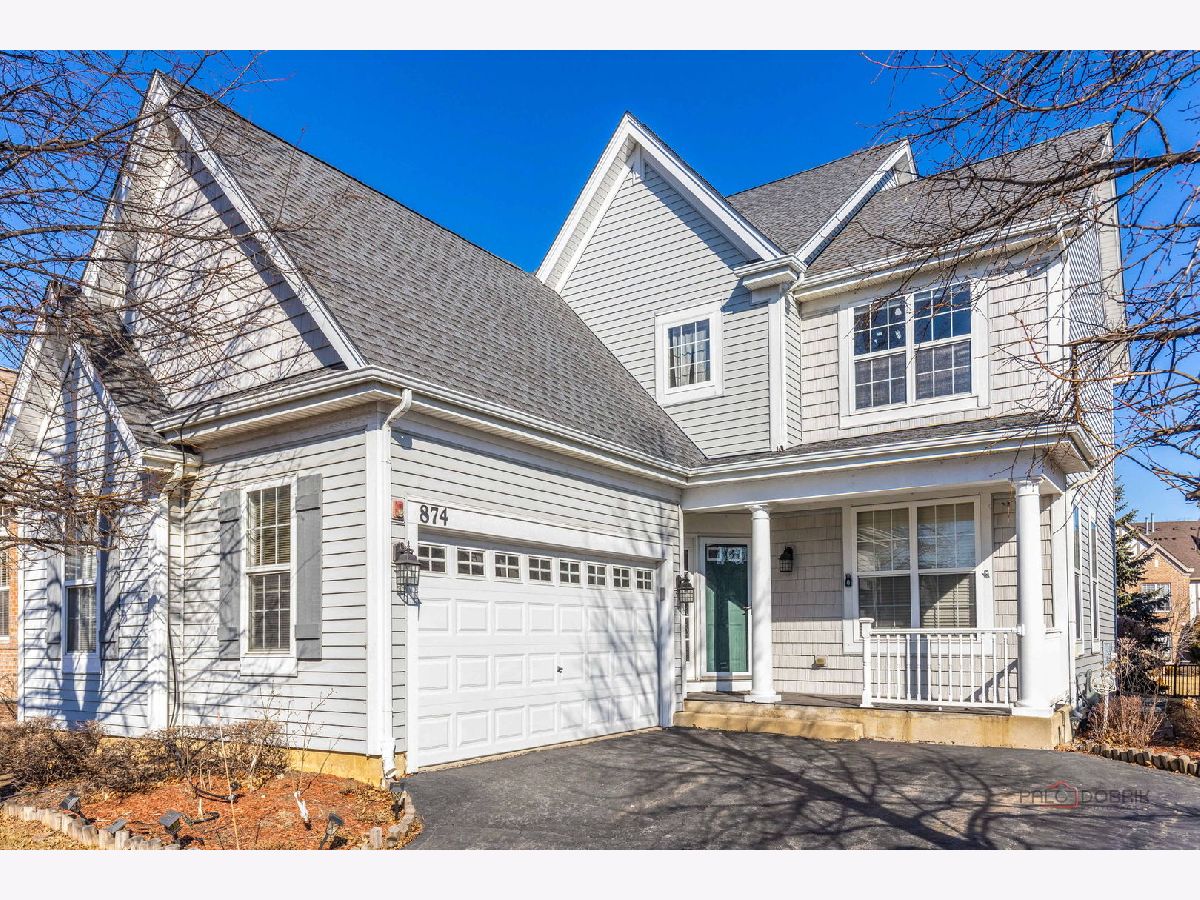 Townhomes & Condos & Homes For Sale Concord Village Lake Zurich Illinois, 874 Savoy Court