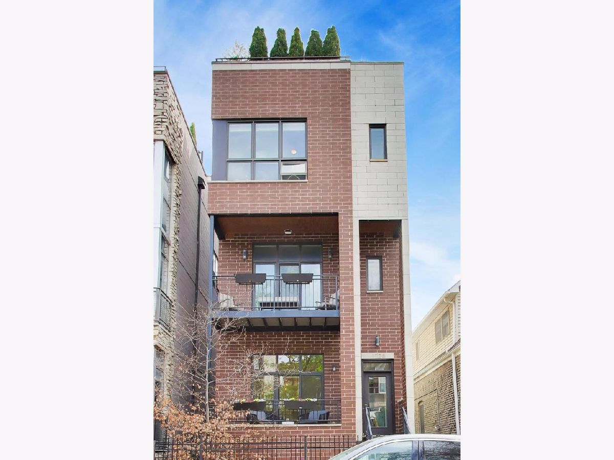  For Sale Chicago Illinois, 1725 Le Moyne Street