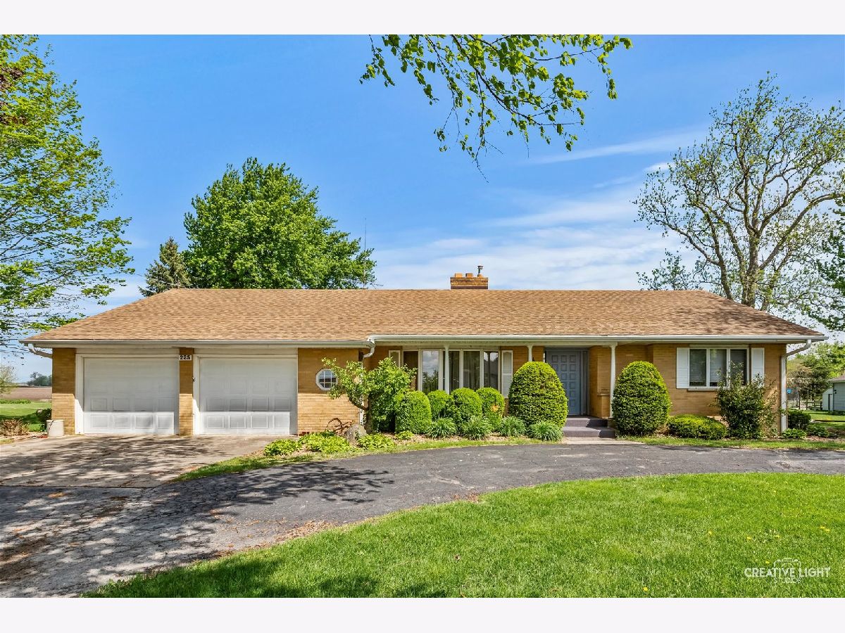  For Sale Newark Illinois, 225 Joliet Street