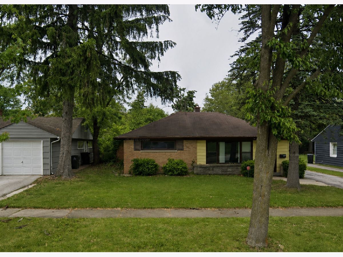  For Sale Park Forest Illinois, 352 Indianwood Boulevard