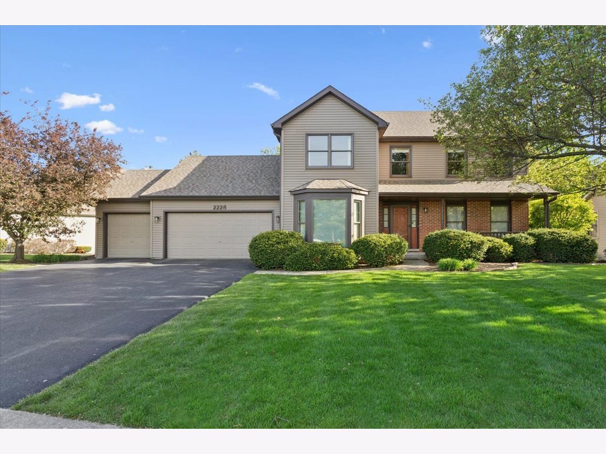 Homes For Sale High Meadow Naperville Illinois, 2228 Snapdragon Road