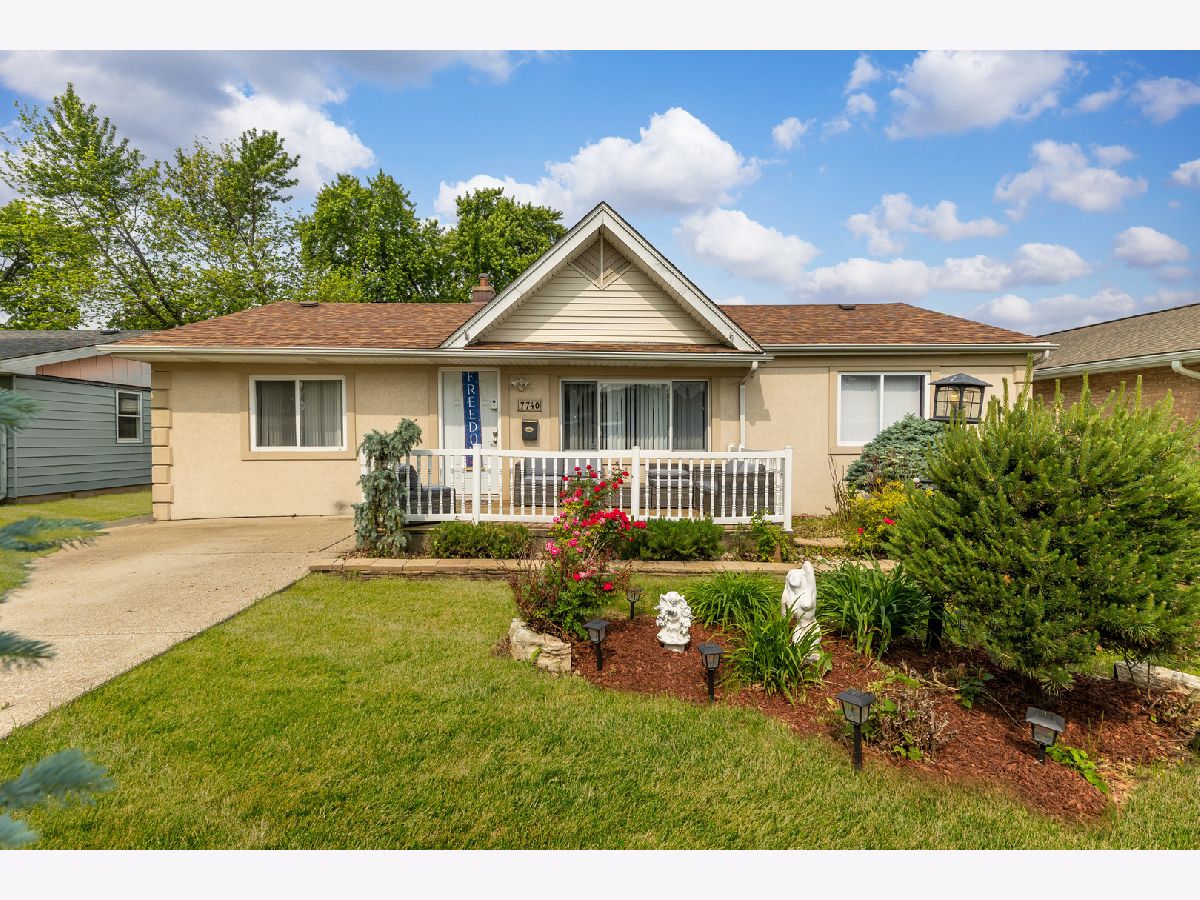  For Sale Burbank Illinois, 7740 Monitor Avenue