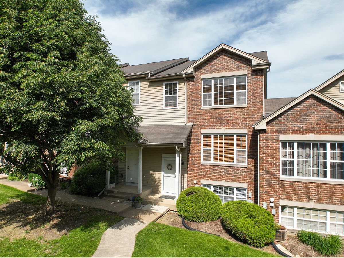  For Sale Elburn Illinois, 653 Willow Street