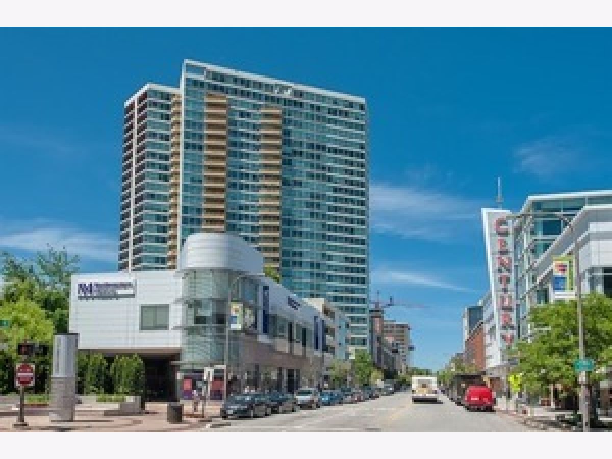  Rented Evanston Illinois, 1720 Maple
