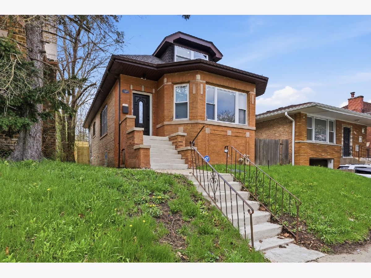  For Sale Chicago Illinois, 12238 Yale Avenue
