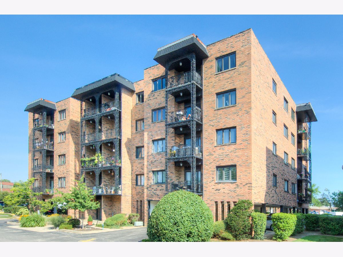  Sold Des Plaines Illinois, 9396 Landings