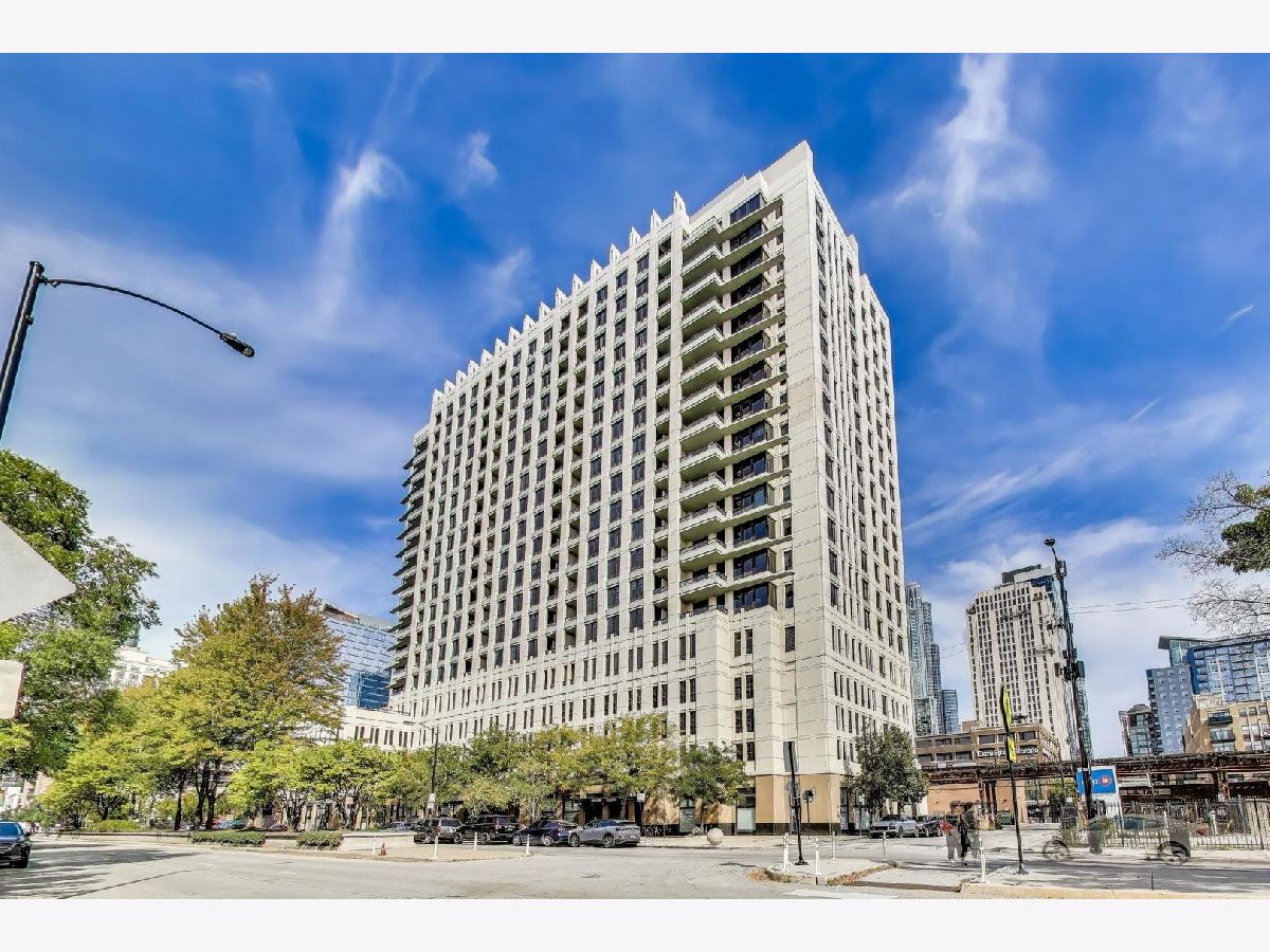  For Sale Chicago Illinois, 1255 State Street