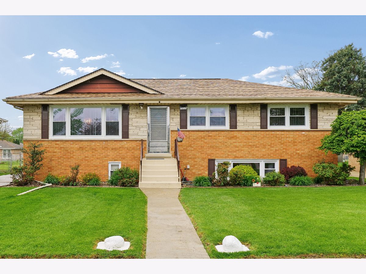  Sold Bridgeview Illinois, 7730 Octavia