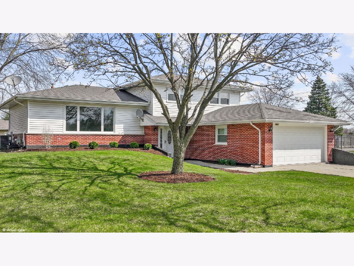  For Rent Darien Illinois, 1502 Carrol