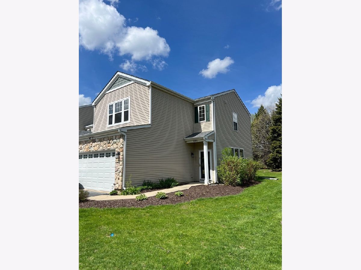  For Rent Aurora Illinois, 601 Blackstone