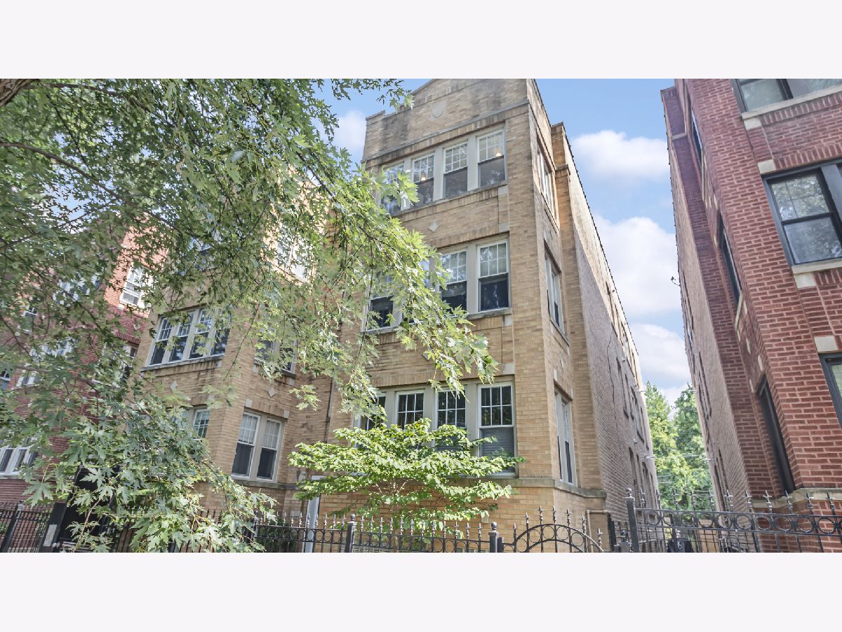  For Sale Chicago Illinois, 7315 Honore Street