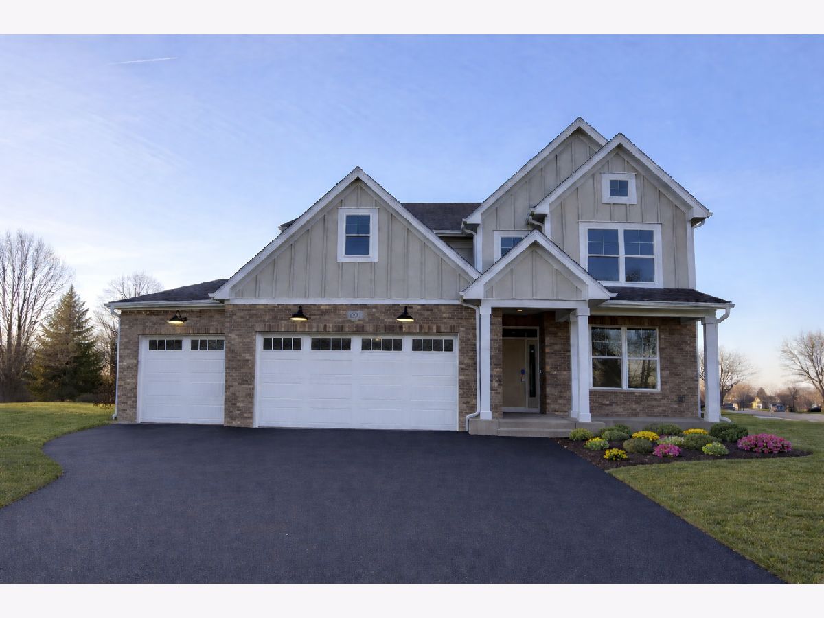  For Sale Sugar Grove Illinois, 601 Sheffield Circle
