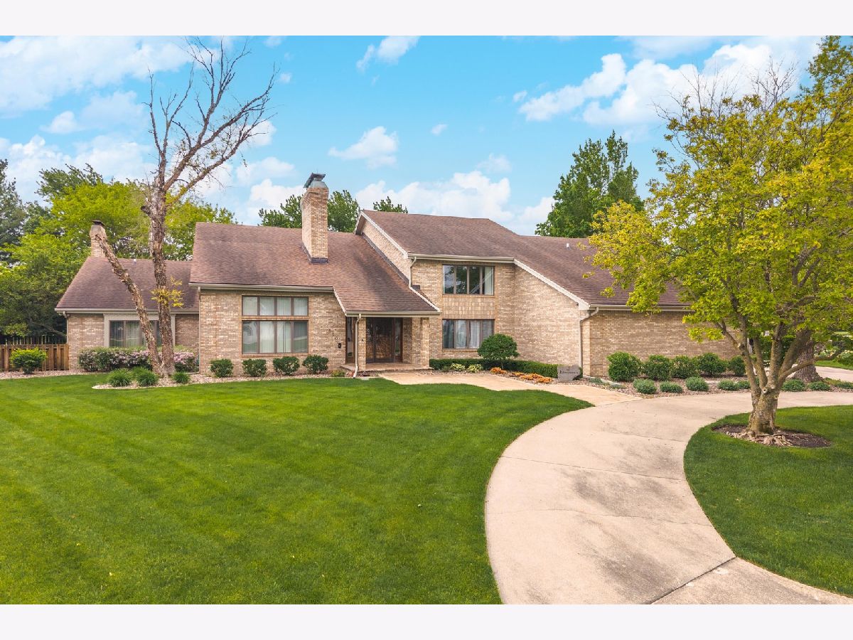 Homes For Sale Fairway View Pontiac Illinois, 1810 Cardinal Court