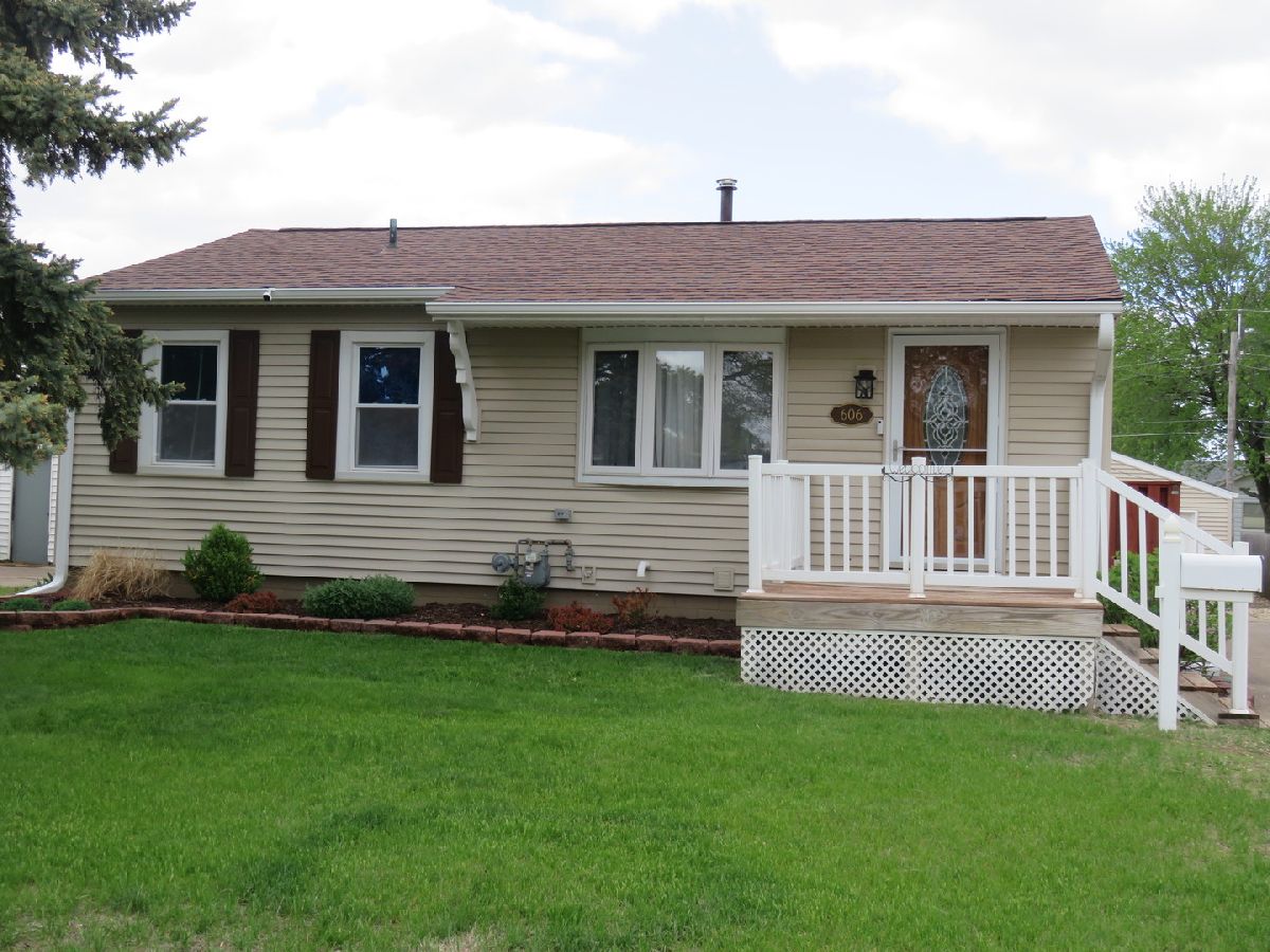  Sold Camanche Iowa, 606 14th