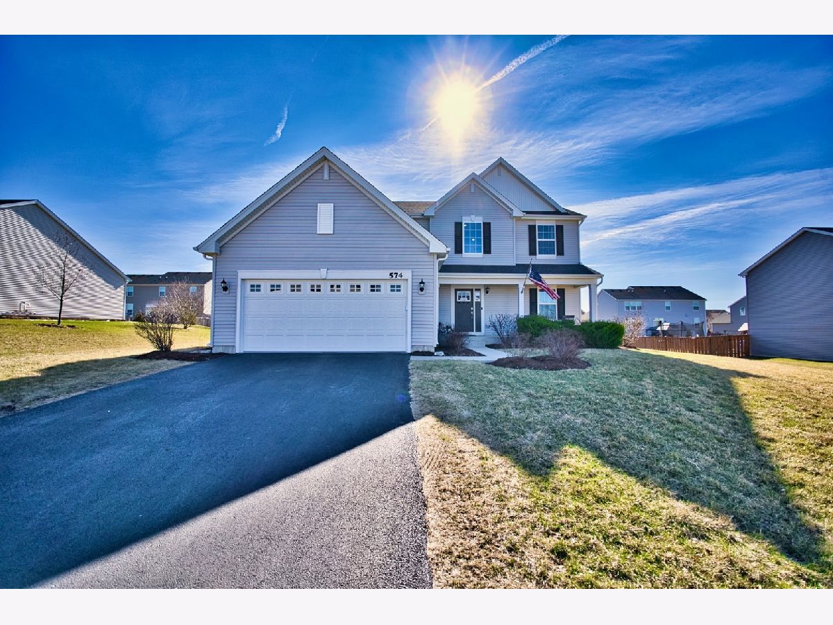  For Sale Yorkville Illinois, 574 Coach Road