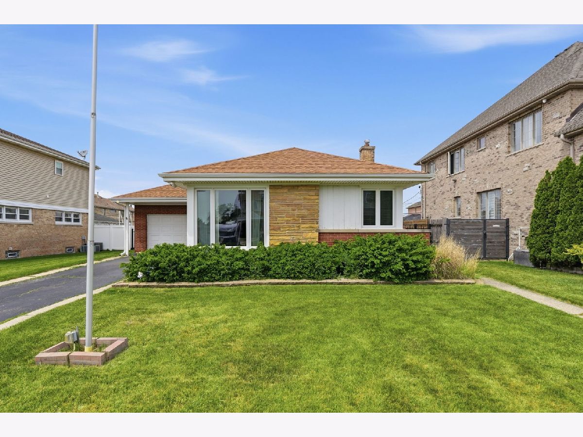  For Sale Chicago Illinois, 8130 Berwyn Avenue