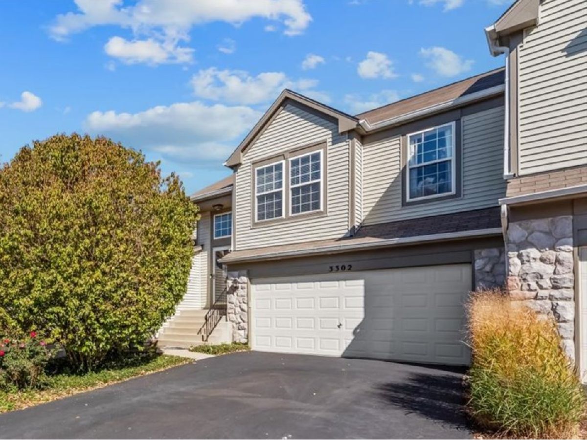 Townhomes For Rent Ashton Pointe Aurora Illinois, 3302 Bromley