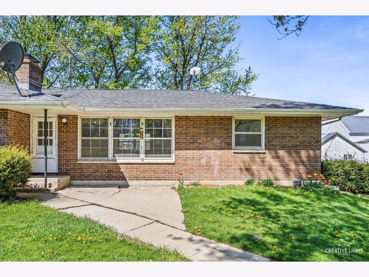  For Rent Hampshire Illinois, 8N486 Thomas