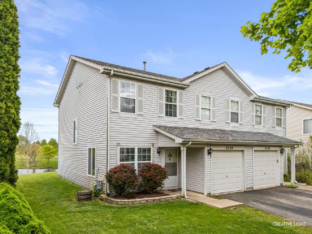 Townhomes & Homes For Sale Lakewood On Caton Farm Plainfield Illinois, 2524 Stonybrook Drive